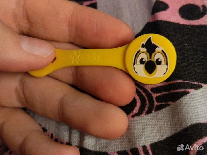 Скрепыши, бравлы и т. д из пятёрочки