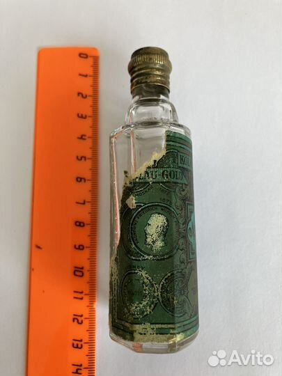 Парфюмерный флакон