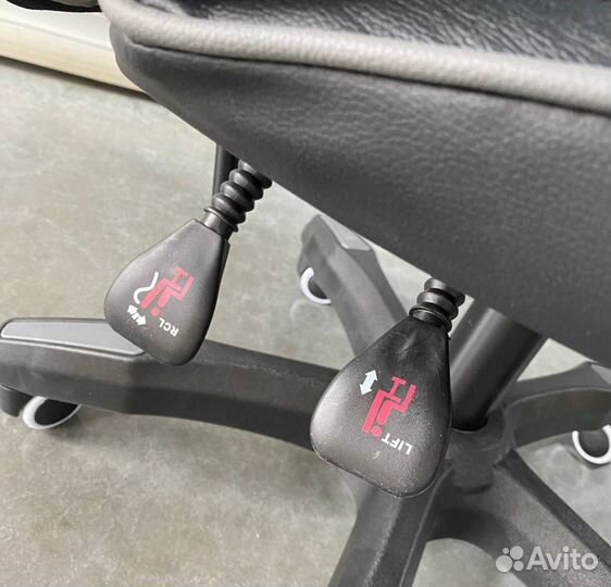 Компьютерное кресло