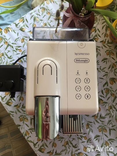 Капсульная кофемашина nespresso