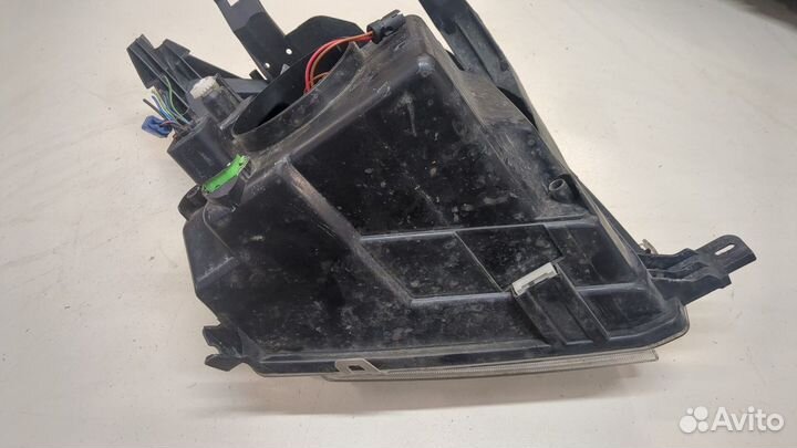 Фара (передняя) Ford Fusion, 2009