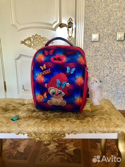 Шеольный портфель для девочки