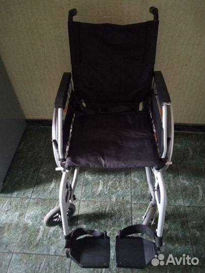 Инвалидная коляска складная бу