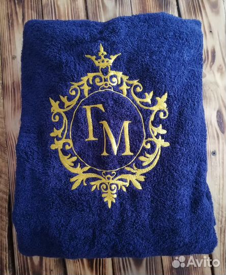 Халат с вышивкой