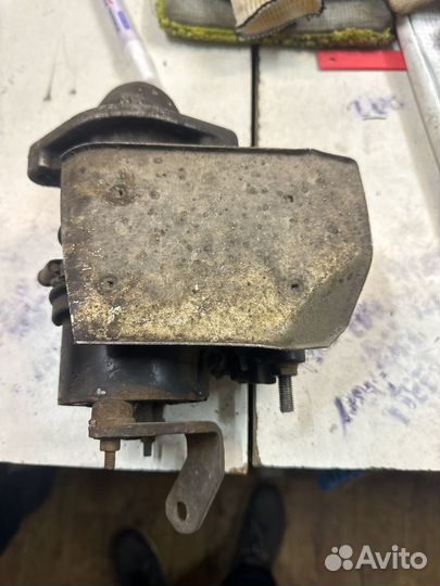 Стартер volkswagen passat b5 1.6L