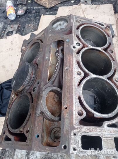 Блок двигателя Опель омега б. 3.0