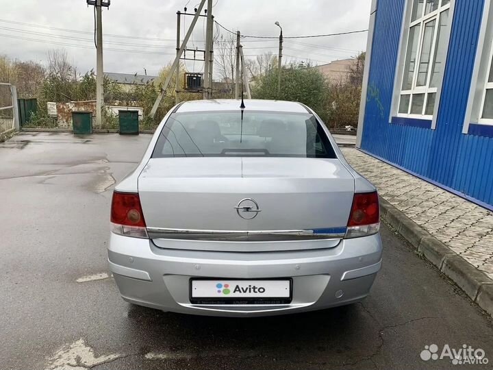 Opel Astra 1.6 МТ, 2012, 155 000 км