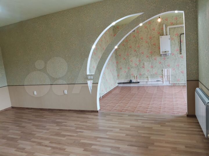 3-к. квартира, 123 м², 3/3 эт.