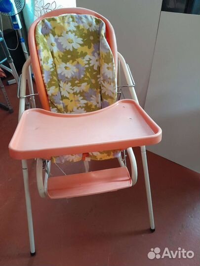 Стульчик для кормления