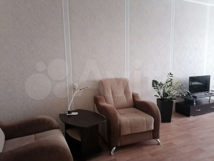 2-к. квартира, 63 м², 5/5 эт.