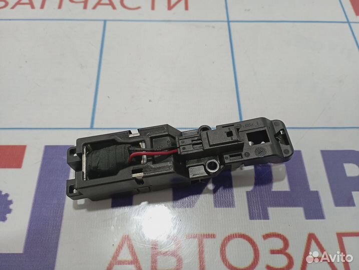 Замок бардачка Land Rover Range Rover (L322) FNC50