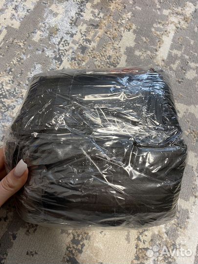 Маски медицинские трехслойные 100 штук