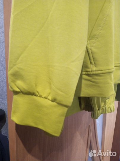 Спортивный костюм женский