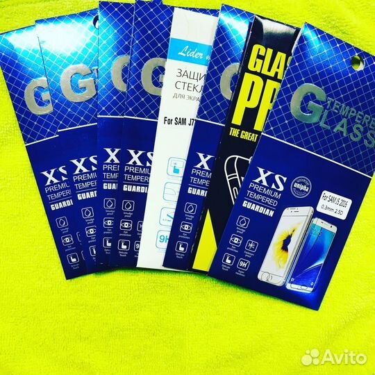 Защитные стекла для смартфонов