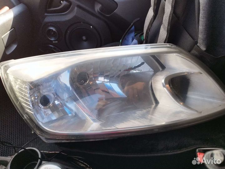 Фара правая LADA granta