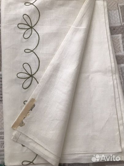 Простыня льняная с вышивкой