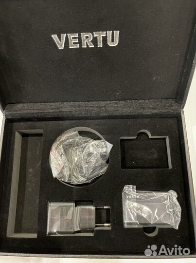 Телефон Vertu