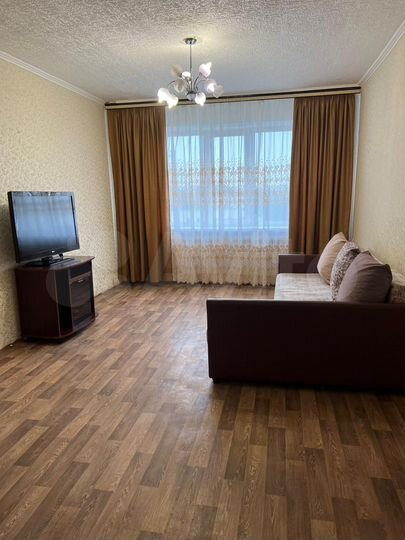3-к. квартира, 80 м², 10/10 эт.