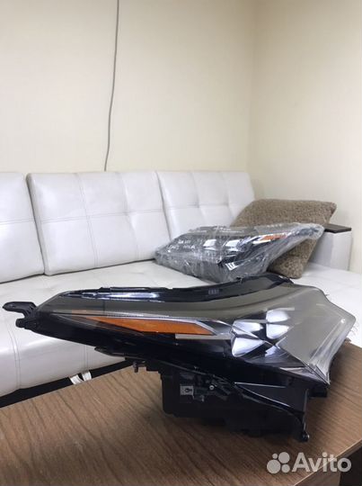 Фара правая LED Lexus RX 4 15-19г оригинал