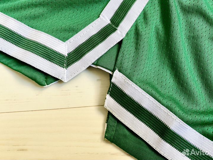 Баскетбольные шорты Boston Celtics