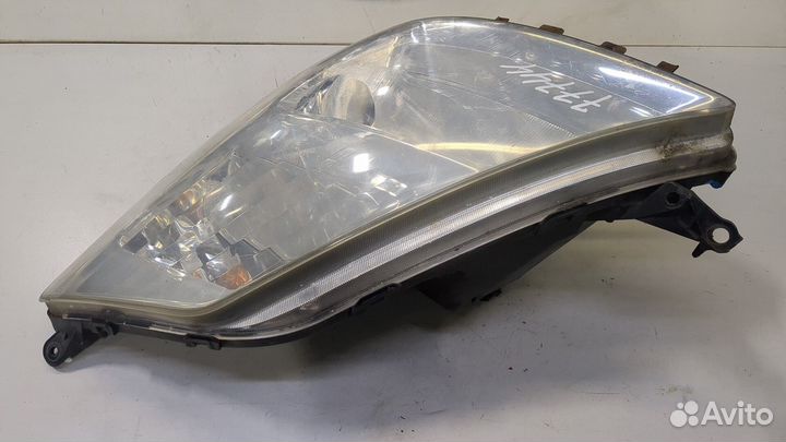 Фара (передняя) Toyota Prius, 2005