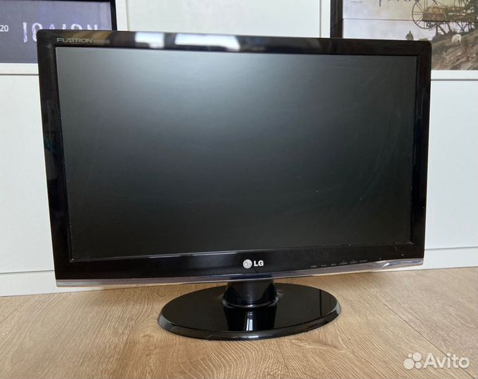Монитор LG Flatron W2253TQ, 21,5 дюйма
