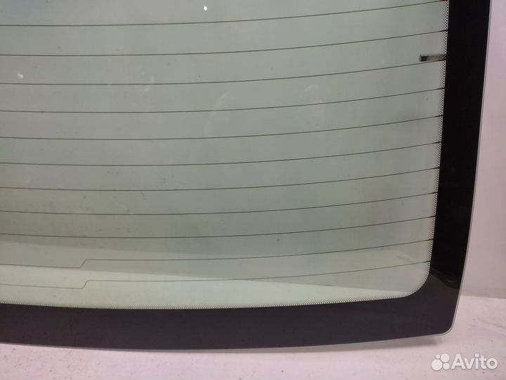 Стекло крышки багажника Renault Logan 2 2014