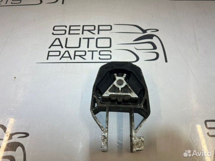 Подушка двигателя задняя Ford Focus 3 CB8 1.6L