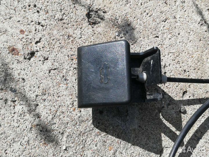 Трос капота Мазда сх-7