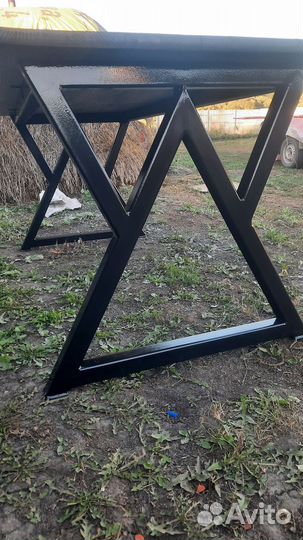 Столы в стиле лофт