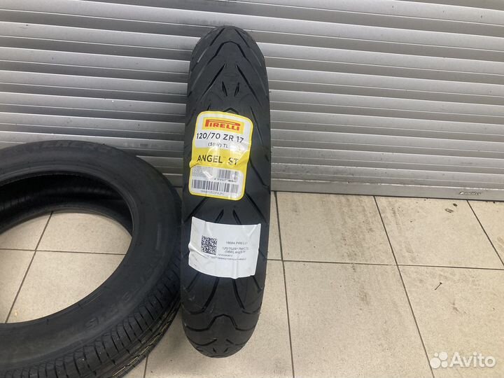 Мотошина 2023 Год Pirelli Angel ST 120/70 ZR17