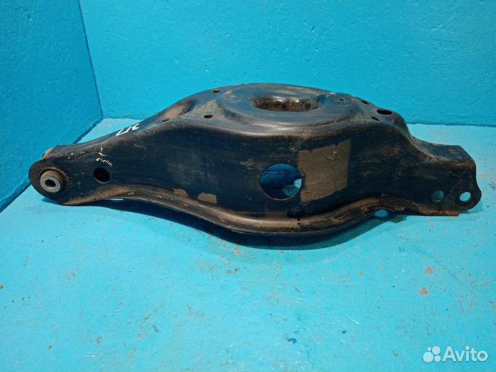 Рычаг поперечный задний Nissan Murano Z51 VQ35DE