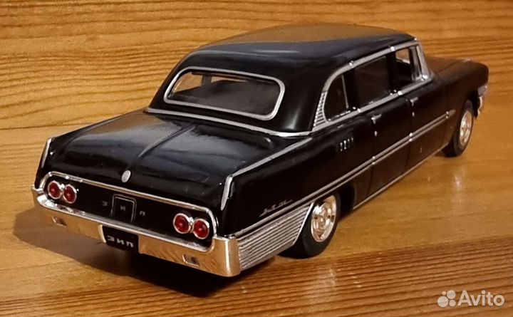 Модель авто 1/43