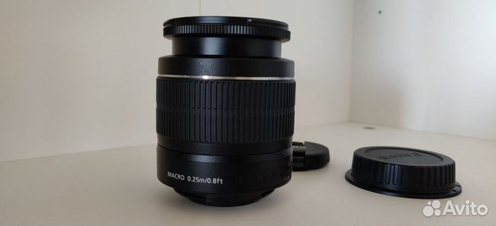 Объектив Canon EF-S 18-55 mm