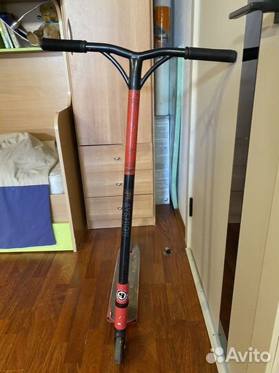 Трюковой самокат