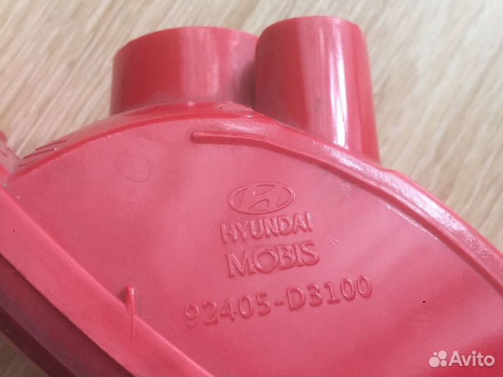 Задний левый фонарь в бампер Hyundai Tucson