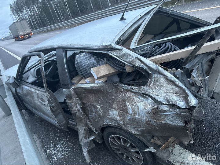 ВАЗ 2113 Samara 1.6 МТ, 2007, битый, 266 614 км