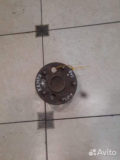 Ступица задняя Toyota Camry 40