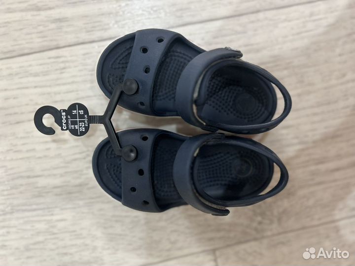 Сандалии crocs c6