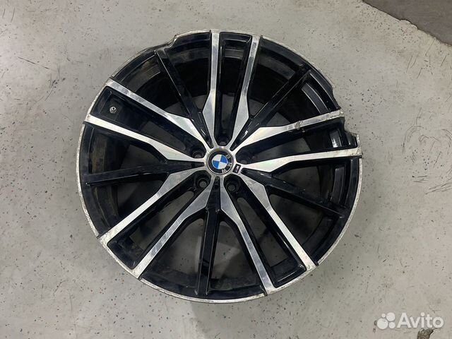Диск R22 742 стиль BMW x5 g05 x6 g06 x7 g07