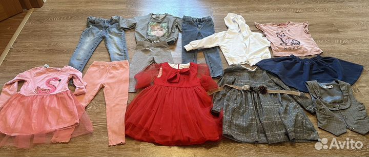 Пакет фирменной одежды для девочки, 110