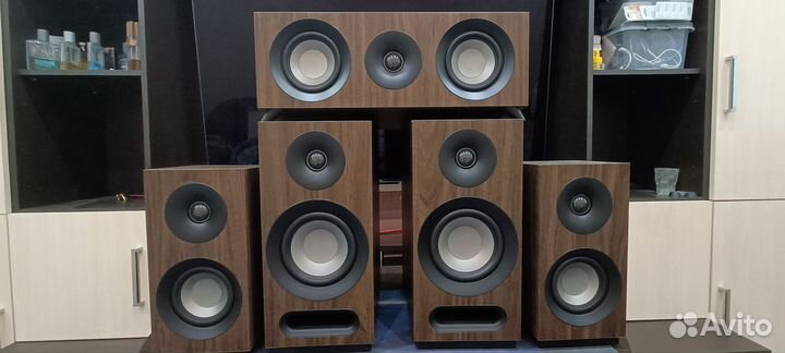 Комплект акустики 5.0 Jamo S 803 HCS Walnut