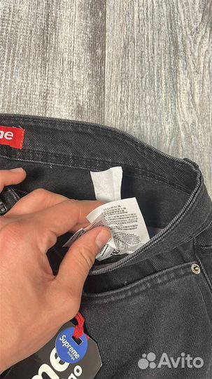 Джинсы Supreme