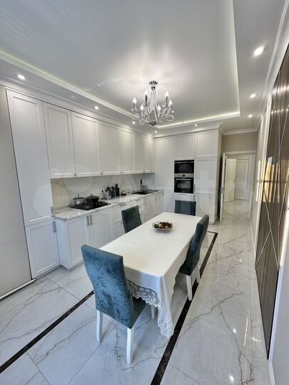 3-к. квартира, 103,5 м², 8/9 эт.