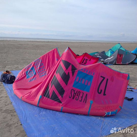 Кайт nort vegas 12 метров 2016 год