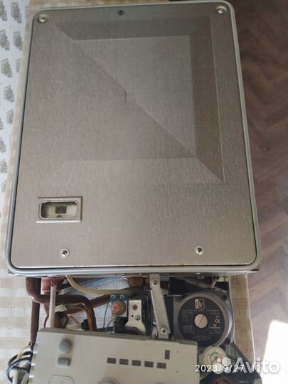 Газовый котел двух.конт бош на 240кв