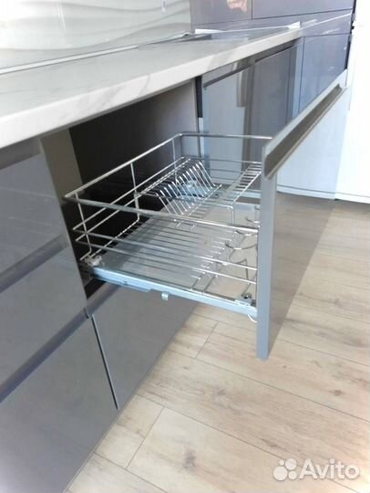 Кухонные гарнитуры