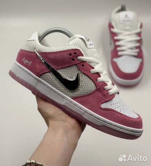 Кроссовки Nike SB Dunk Low