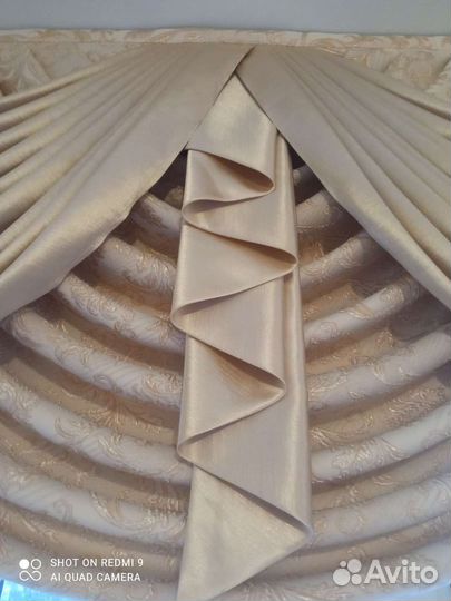 Ламбрекен на окно