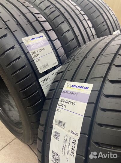 Michelin Pilot Sport 5 225/45 R19 и 255/40 R19